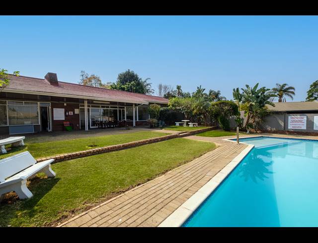 2 BEDROOM TOWNHOUSE FOR SALE IN NORTHWOLD